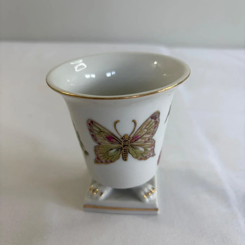 Vintage LJ of Japan Porcelain Butterfly Cup & Saucer Set‎ Gold Rim Lion Paw Feet